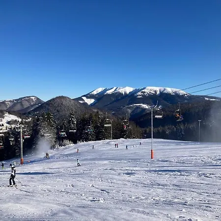 Pod Holou, Tatran-donovaly * Donovaly