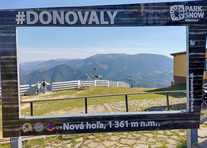 Pod Hoľou, Tatran-donovaly